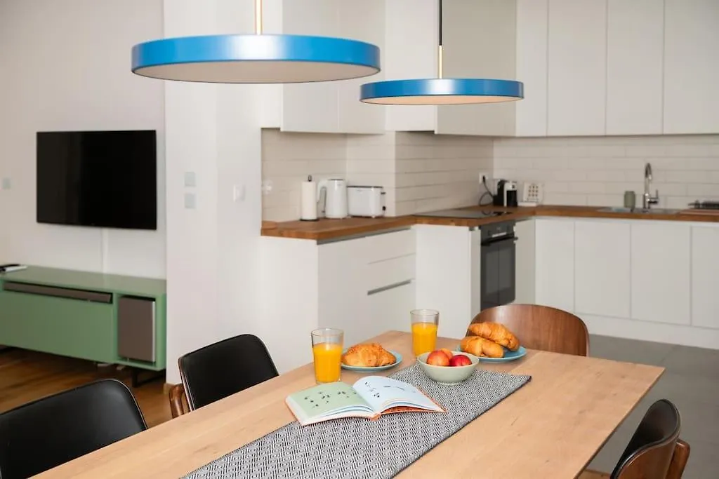 Apartment Top Center Stylish Quiet Street Hosts 5 People Sofia Bulgaria