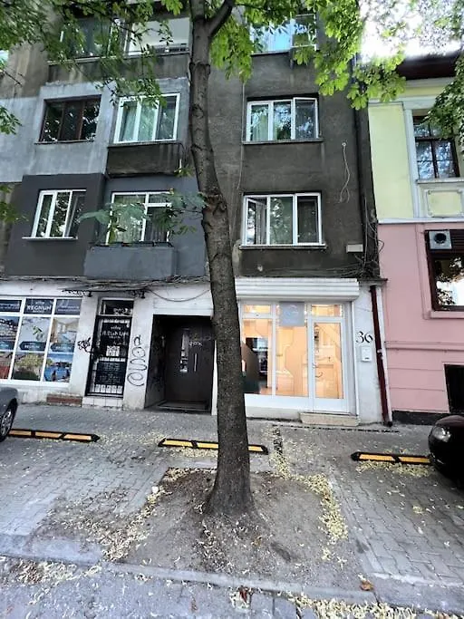 Apartmán Top Center Stylish Quiet Street Hosts 5 People Sofie